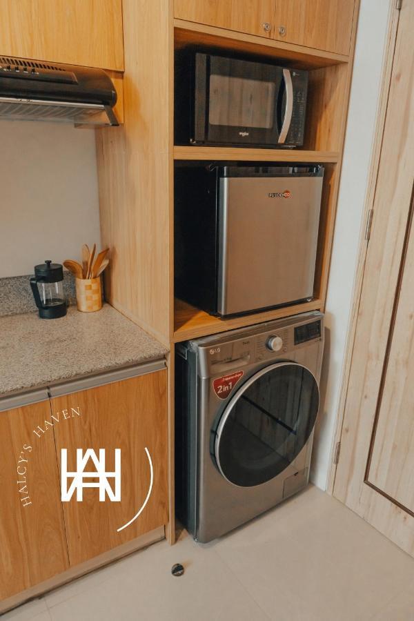 Halcy'S Haven, Studio Condo At The Heart Of Davao City Екстериор снимка